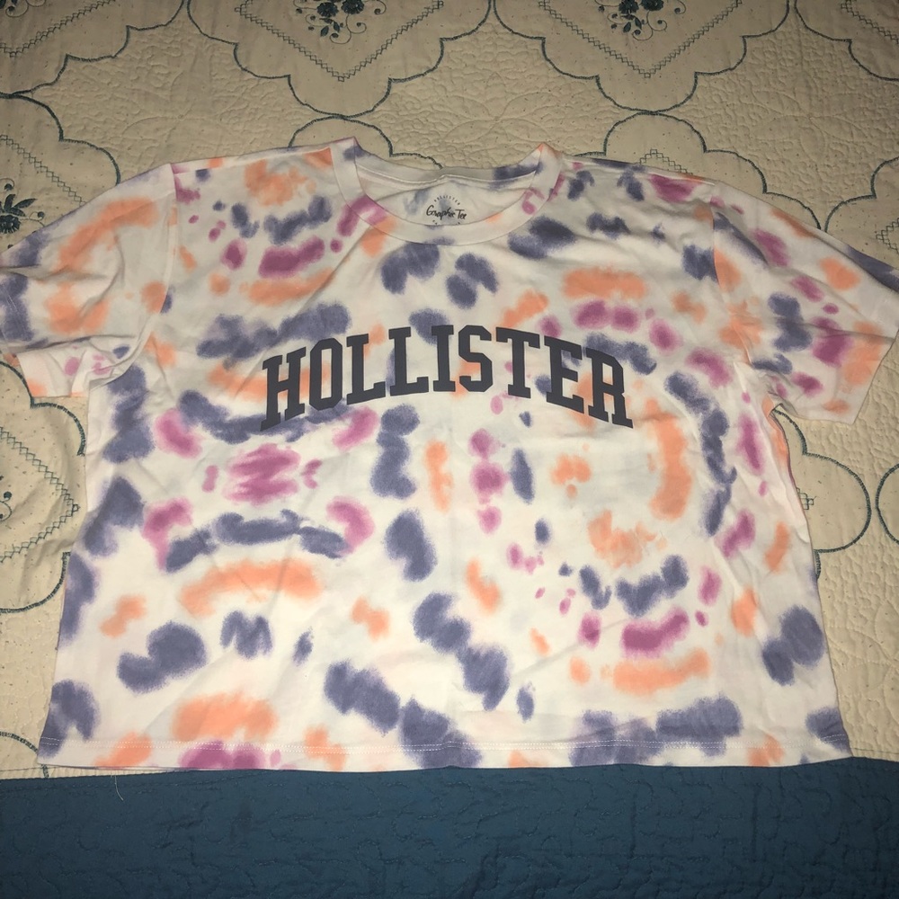 ✨Hollister Tie Dye Crop Tee✨